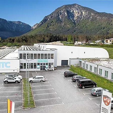 Ferlach, Self Check-in Hotel 3*