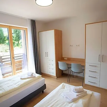 Ferlach, Self Check-in Hotel